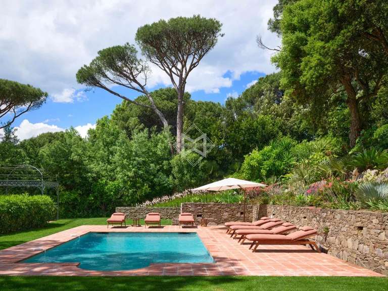 Villa Saint-Tropez - 5 chambres - 284m²
