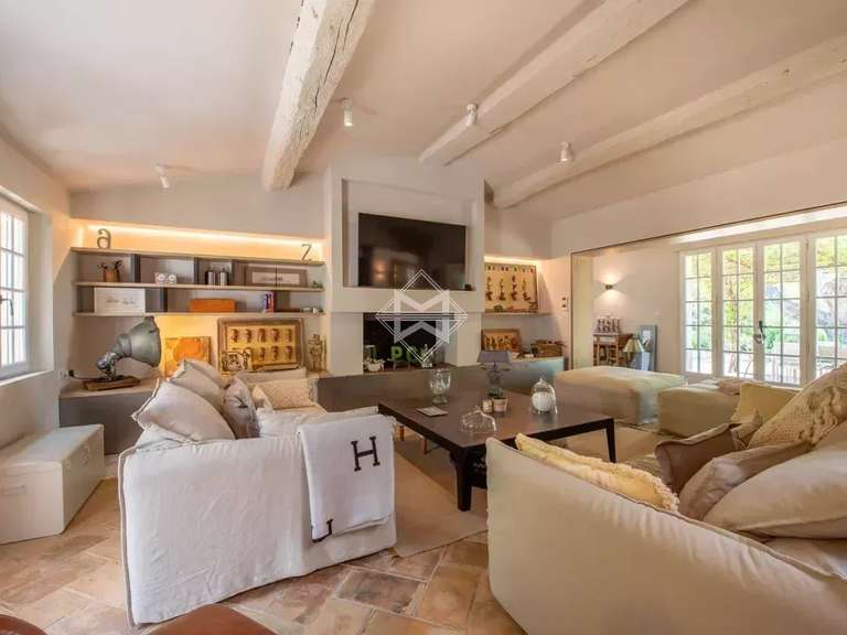 Villa Plan-de-la-Tour - 6 chambres - 270m²
