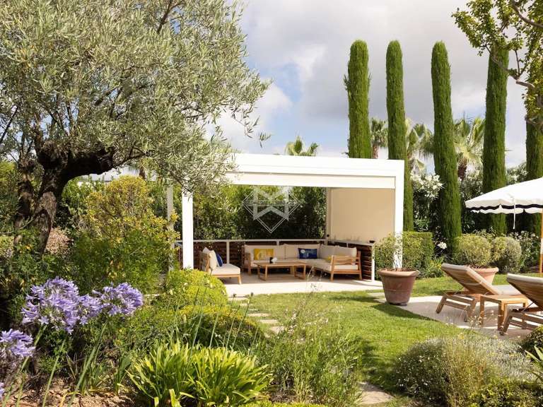 Villa Mandelieu-la-Napoule - 4 chambres - 220m²