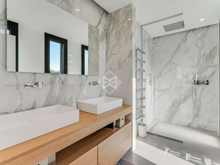 Villa avec Vue sur mer Les issambres - 5 chambres - 390m²