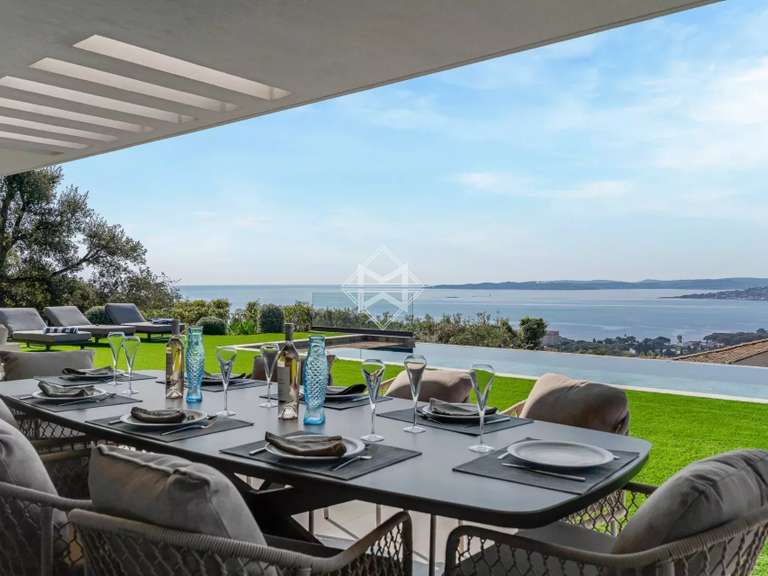 Villa avec Vue sur mer Les issambres - 5 chambres - 390m²