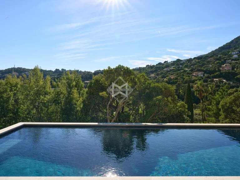 Villa Cavalaire-sur-Mer - 6 chambres - 320m²