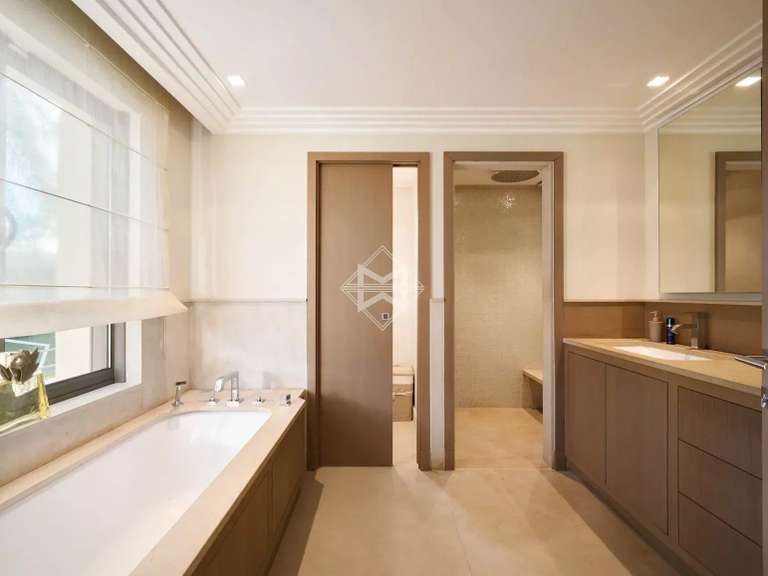 Propriété Saint-Tropez - 6 chambres - 350m²