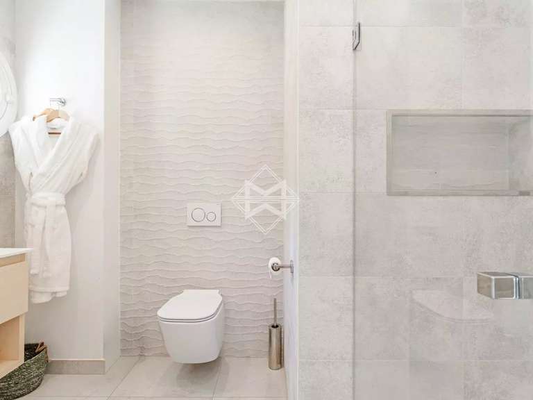Maison Gassin - 7 chambres - 350m²