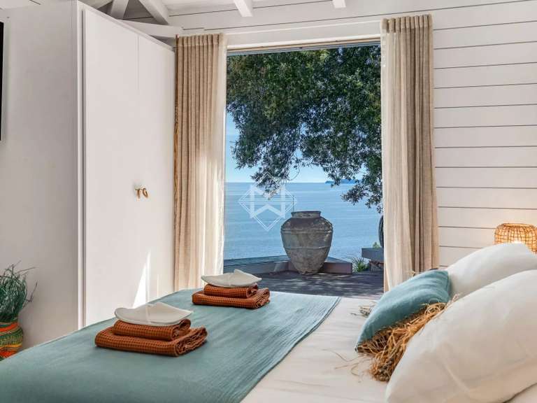Villa Cavalaire-sur-Mer - 5 chambres - 120m²
