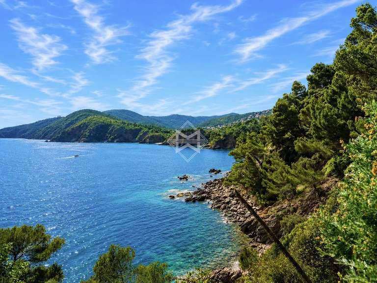 Villa Cavalaire-sur-Mer - 5 chambres - 120m²