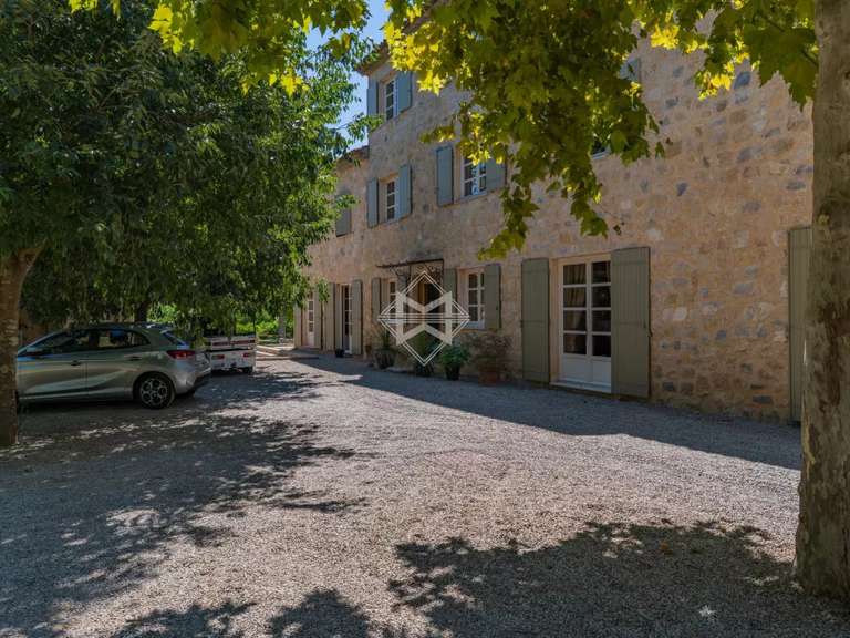 Villa Lorgues - 15 chambres - 750m²