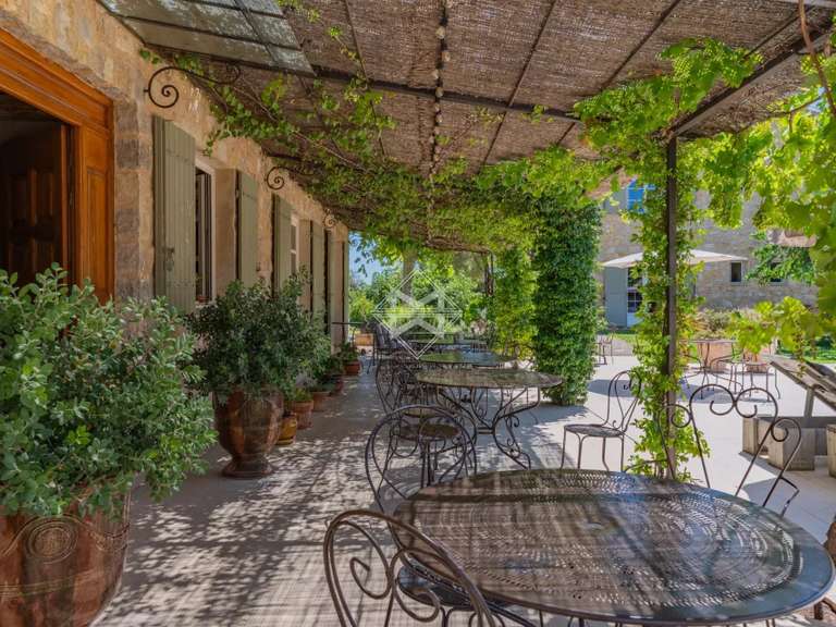 Villa Lorgues - 15 chambres - 750m²