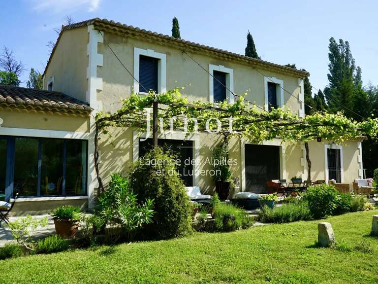 Maison Saint-Rémy-de-Provence - 4 chambres - 200m²