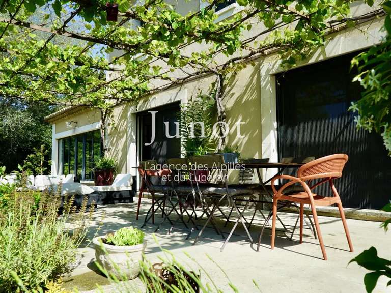 Maison Saint-Rémy-de-Provence - 4 chambres - 200m²