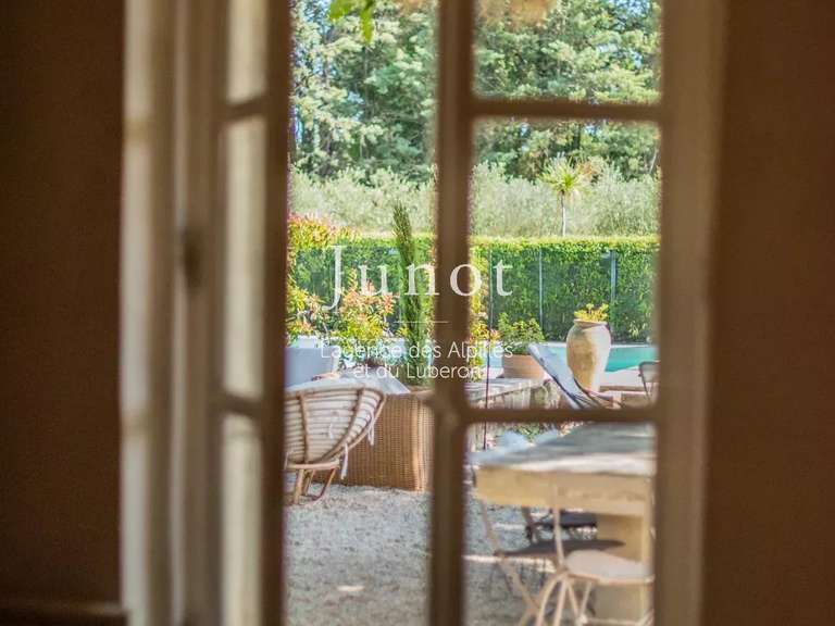 Maison Saint-Rémy-de-Provence - 5 chambres - 200m²
