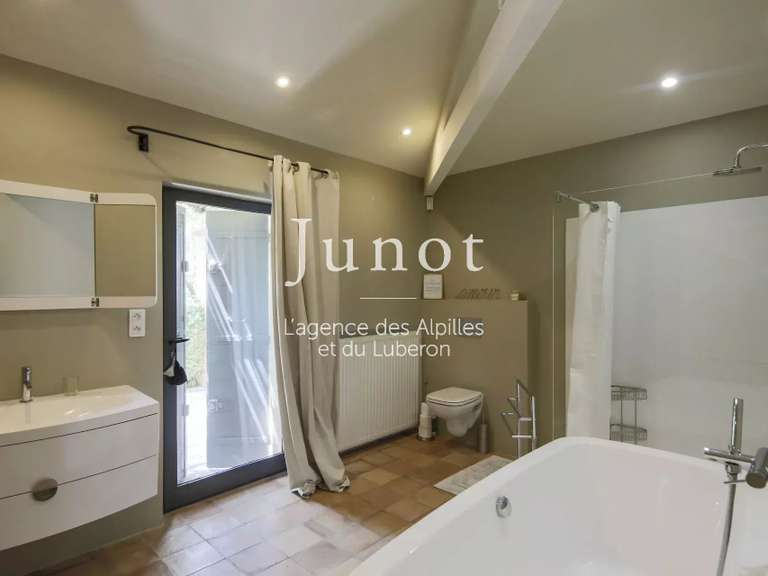 Maison Eygalières - 4 chambres - 270m²