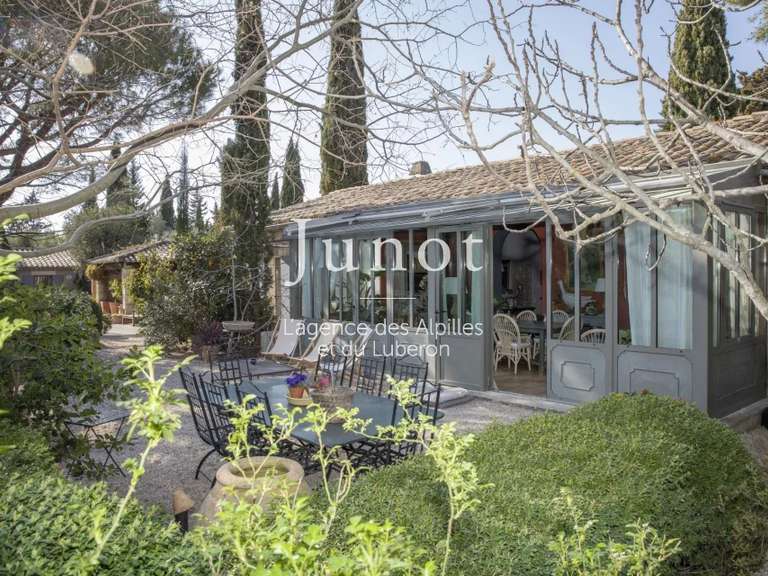 Maison Eygalières - 4 chambres - 270m²
