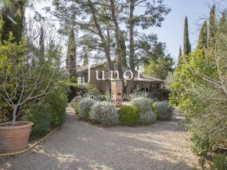 Maison Eygalières - 4 chambres - 270m²