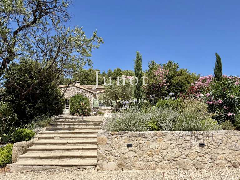 Maison Les Baux-de-Provence - 3 chambres - 105m²
