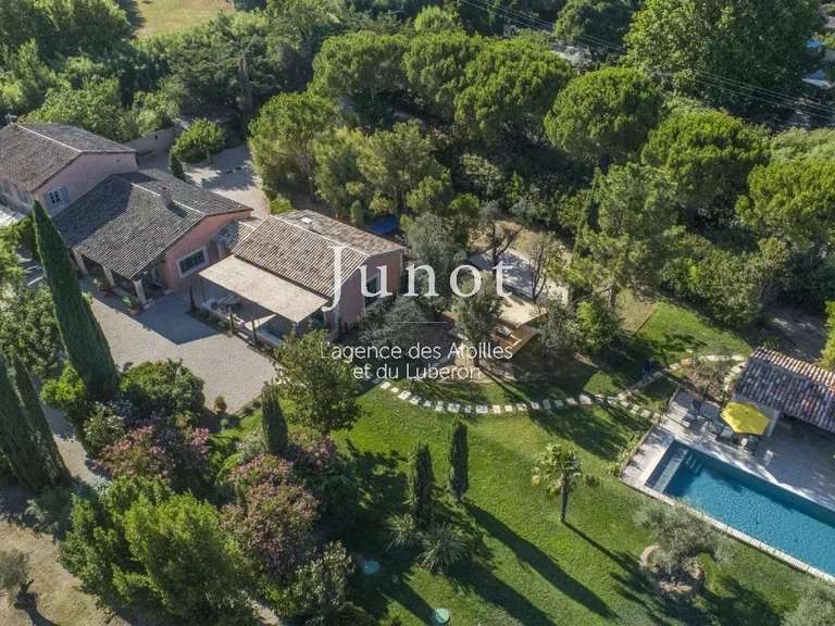 Maison Eygalières - 6 chambres - 240m²