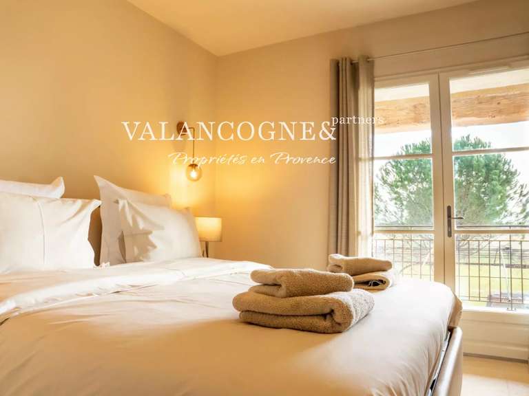 Propriété Maillane - 5 chambres - 280m²