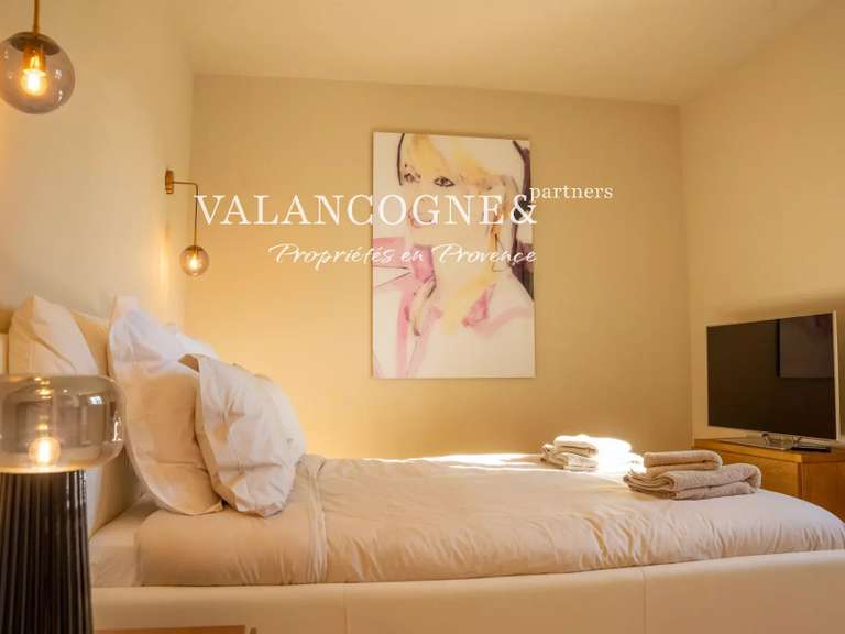 Propriété Maillane - 5 chambres - 280m²