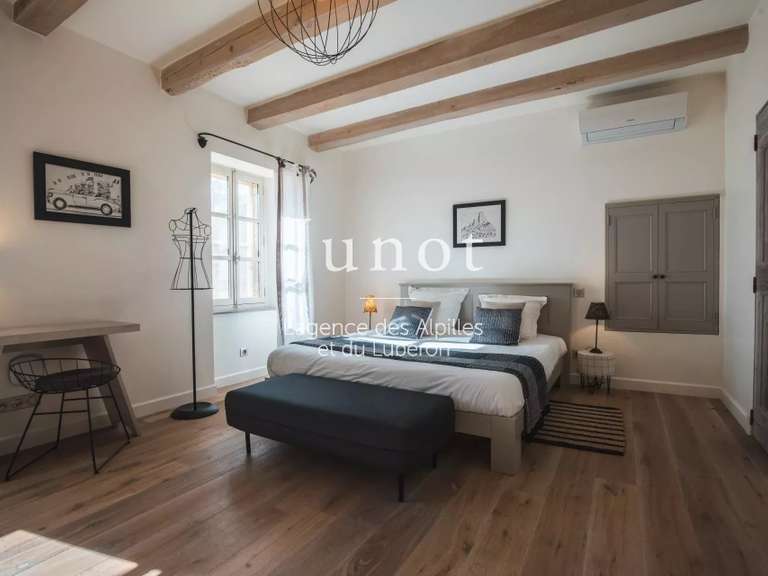 Maison Oppède - 6 chambres - 260m²