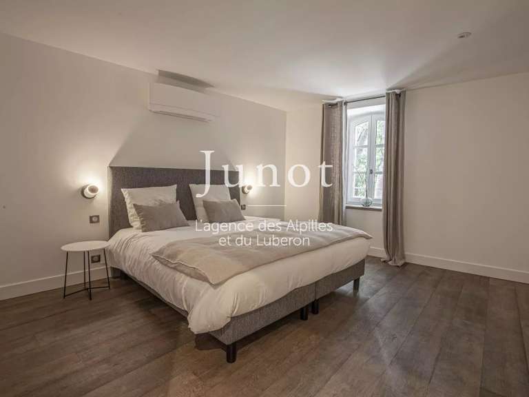 Maison Goult - 5 chambres - 180m²