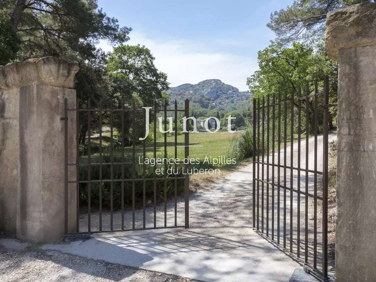 Maison Saint-Rémy-de-Provence