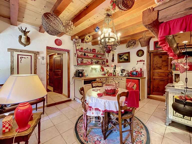 Maison Seytroux - 4 chambres - 145m²