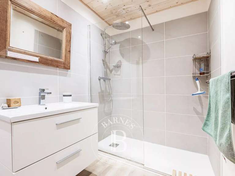Maison Magland - 11 chambres - 527m²