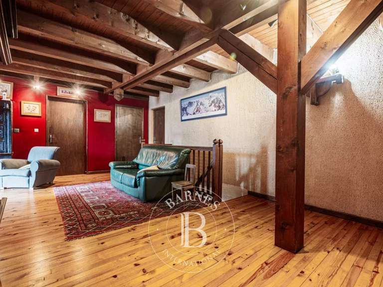Maison Magland - 11 chambres - 527m²