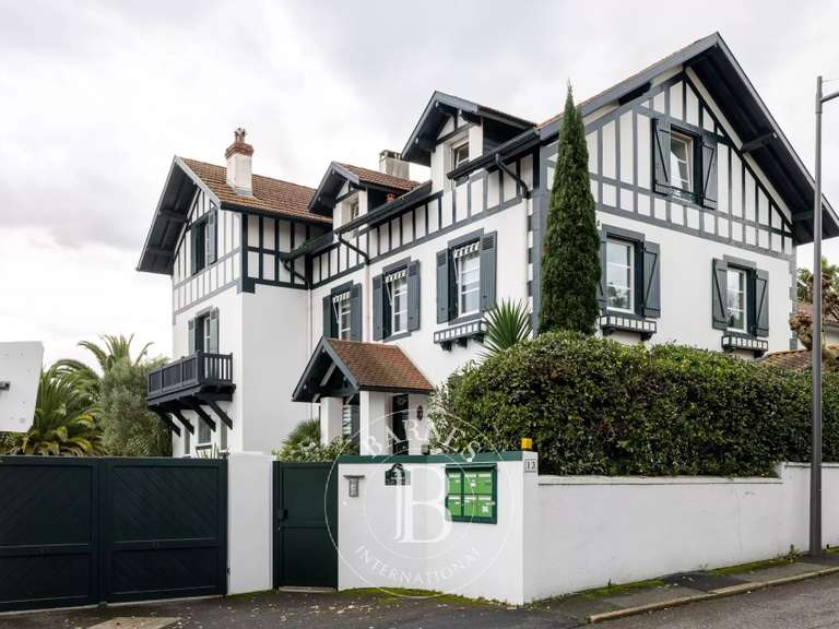 Maison Anglet - 3 chambres - 111m²