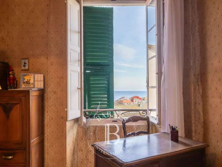 Maison Bastia - 4 chambres - 216m²