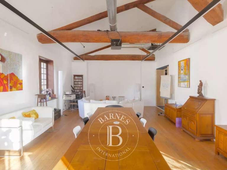 Maison Marseille 1er - 2 chambres - 248m²