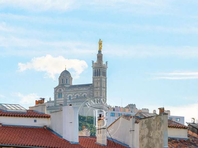 Maison Marseille 1er - 2 chambres - 248m²