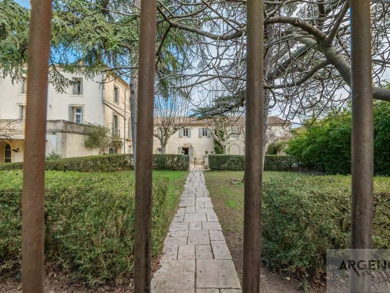 Maison Sommières - 600m²