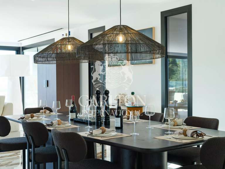 Maison Roquebrune-Cap-Martin - 4 chambres - 285m²
