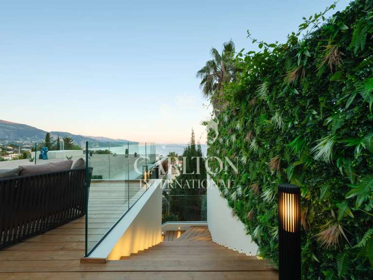 Maison Roquebrune-Cap-Martin - 4 chambres - 285m²