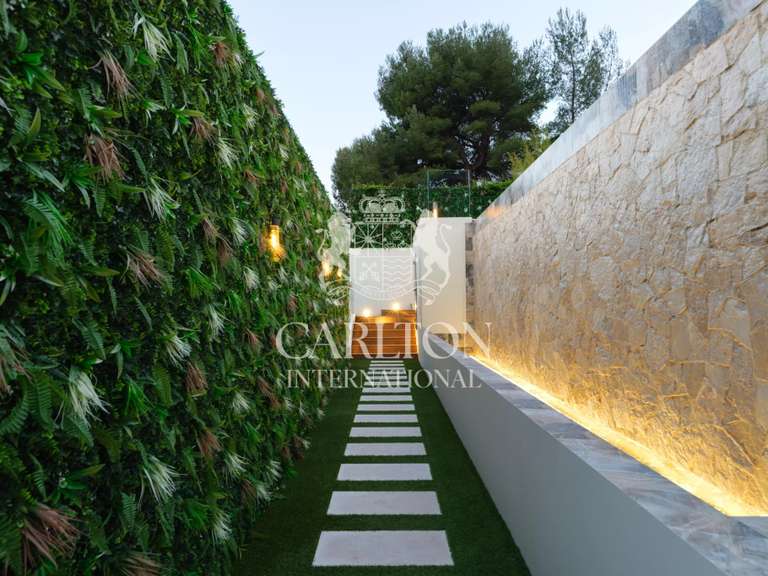 Maison Roquebrune-Cap-Martin - 4 chambres - 285m²