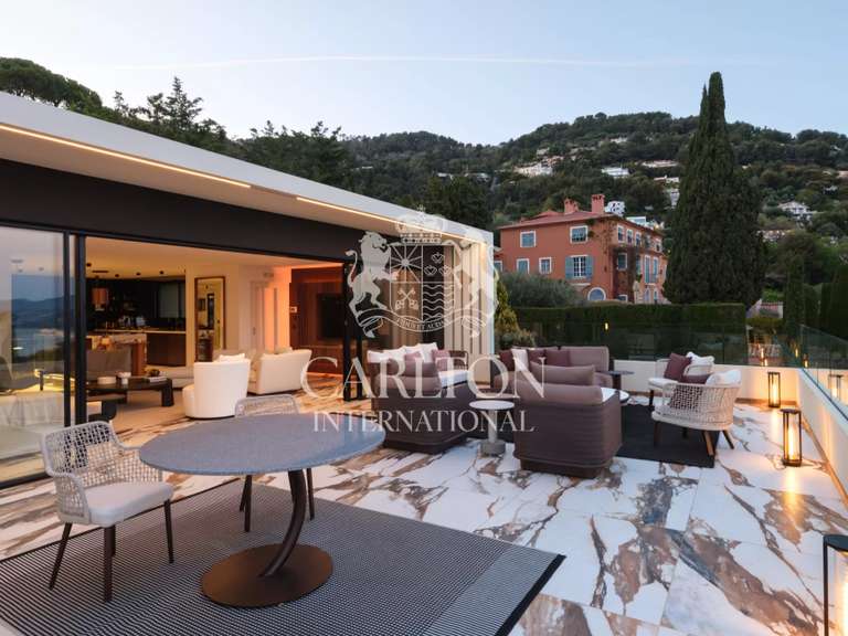 Maison Roquebrune-Cap-Martin - 4 chambres - 285m²