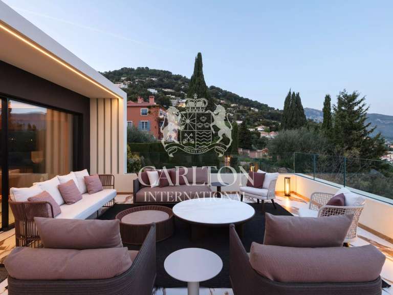 Maison Roquebrune-Cap-Martin - 4 chambres - 285m²