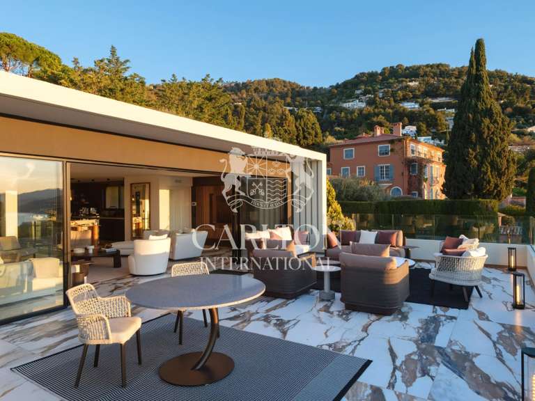 Maison Roquebrune-Cap-Martin - 4 chambres - 285m²