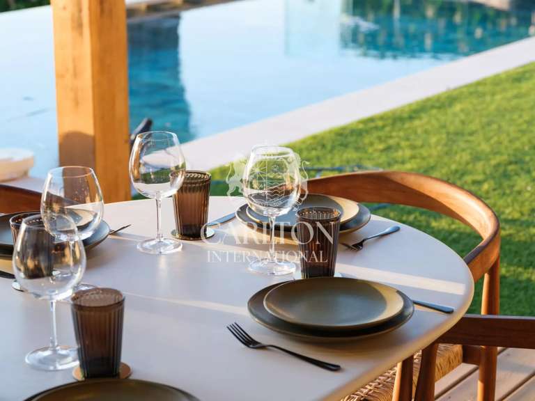 Maison Roquebrune-Cap-Martin - 4 chambres - 285m²