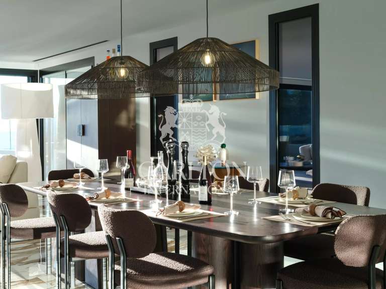 Maison Roquebrune-Cap-Martin - 4 chambres - 285m²