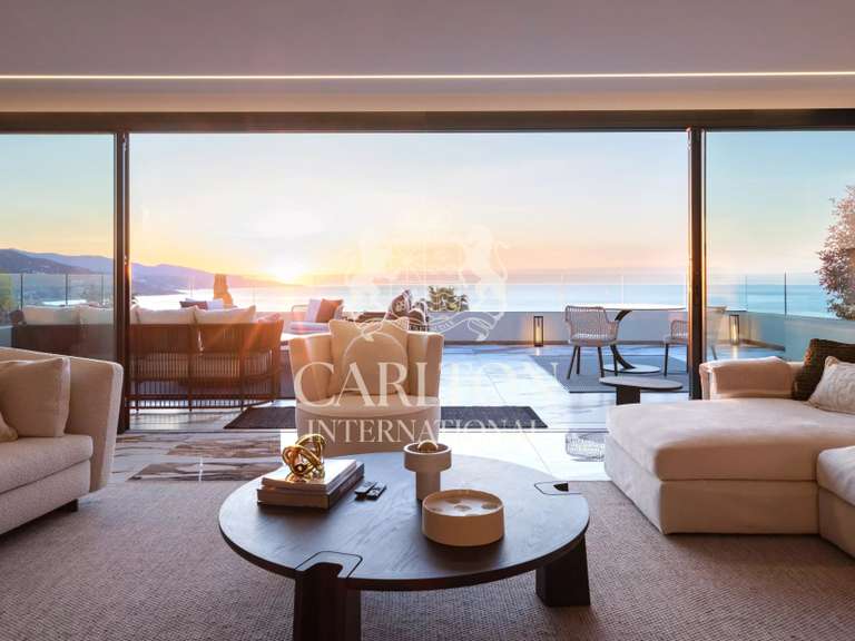Maison Roquebrune-Cap-Martin - 4 chambres - 285m²