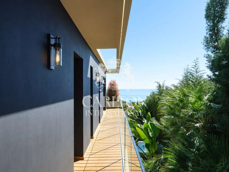 Maison Roquebrune-Cap-Martin - 4 chambres - 285m²