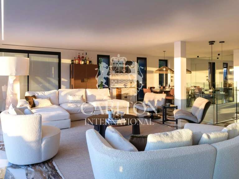 Maison Roquebrune-Cap-Martin - 4 chambres - 285m²