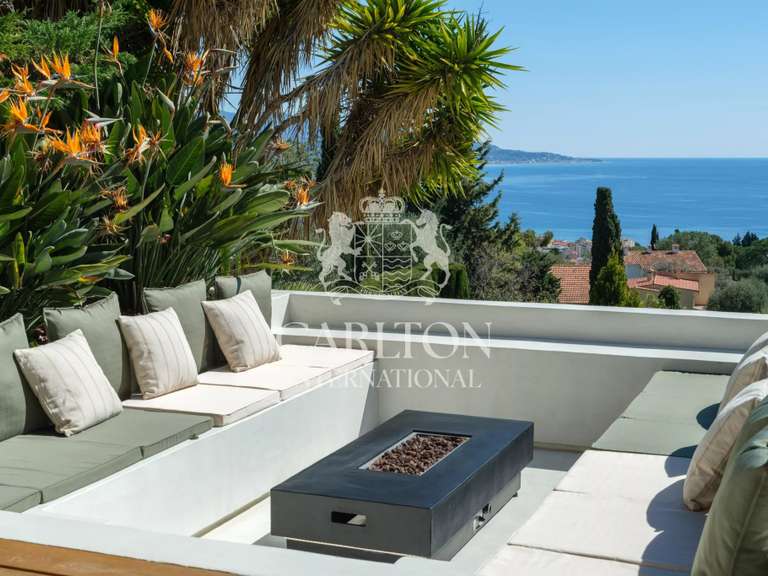 Maison Roquebrune-Cap-Martin - 4 chambres - 285m²