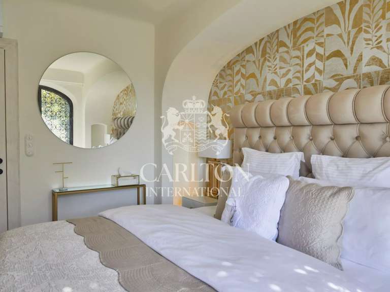 Maison Tourrettes-sur-Loup - 8 chambres - 600m²