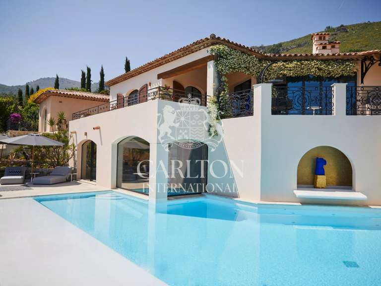 Maison Tourrettes-sur-Loup - 8 chambres - 600m²