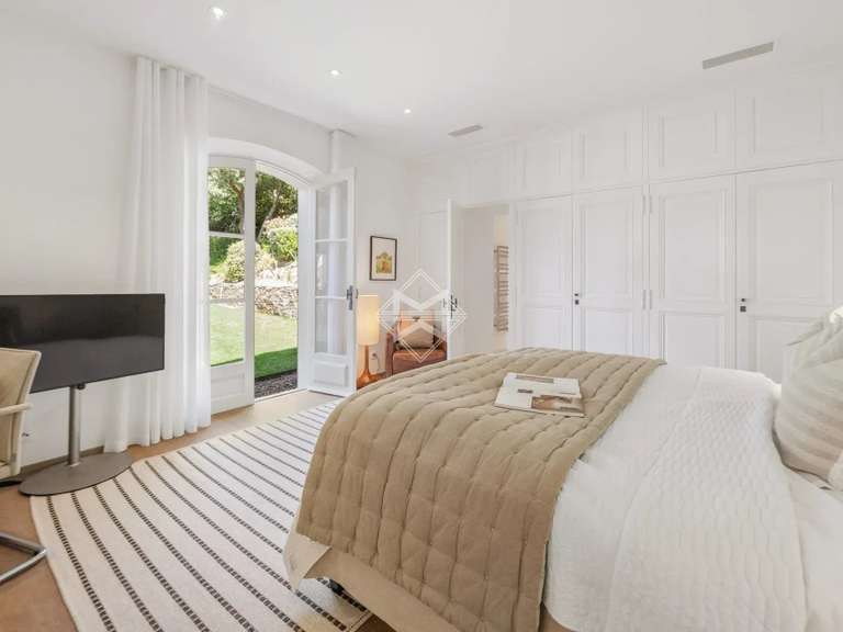 Maison Saint-Tropez - 7 chambres - 336m²