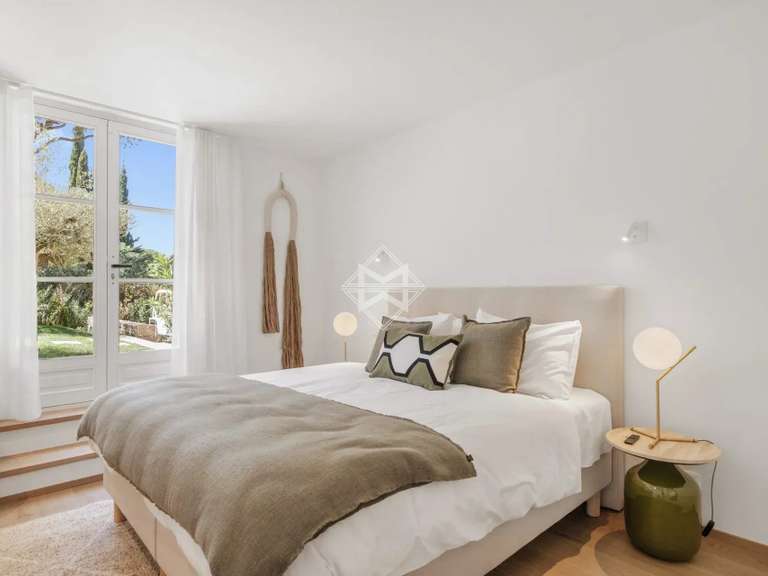 Maison Saint-Tropez - 7 chambres - 336m²