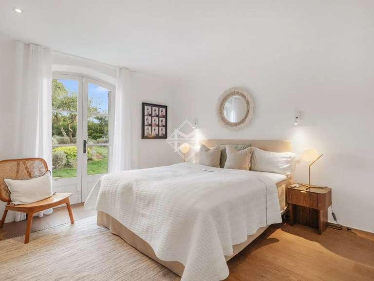 Maison Saint-Tropez - 7 chambres - 336m²